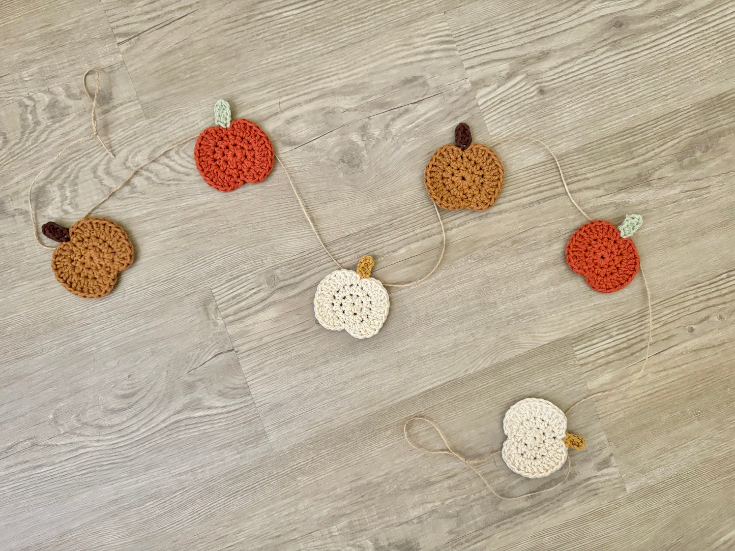 All New! Mini Pumpkin Garland