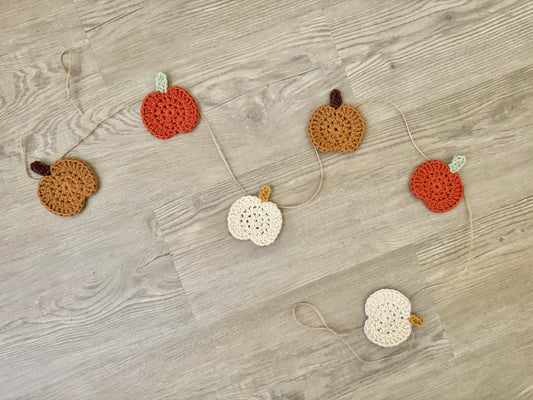All New! Mini Pumpkin Garland